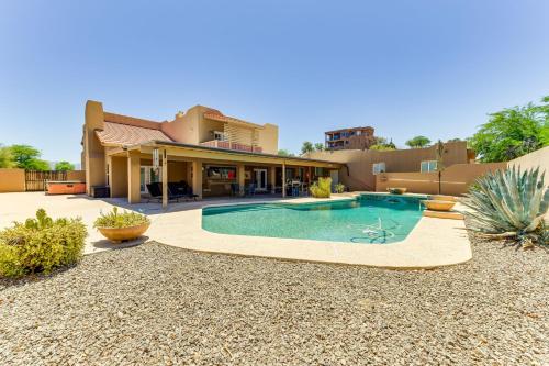 Secluded Mesa Retreat with Outdoor Kitchen and Bar!