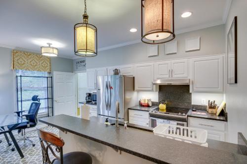 Near Golfing Savannah Lakes Townhome in McCormick, USA