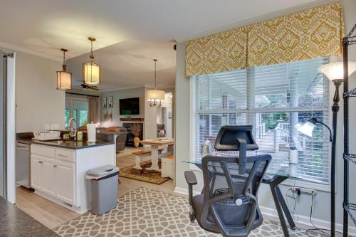 Near Golfing Savannah Lakes Townhome in McCormick, USA