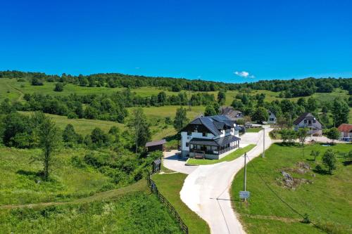  Vila Marija in Plitvička Jezera