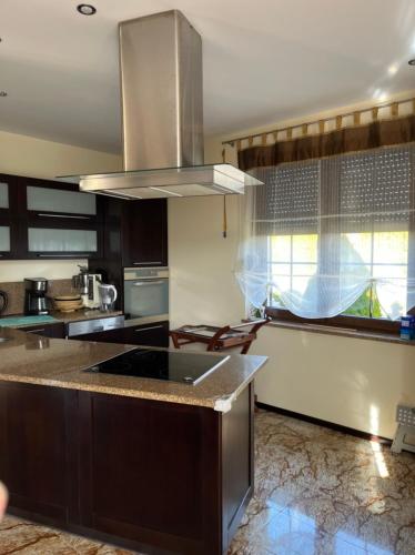 virtuve, LakeHouse in Gevartuva