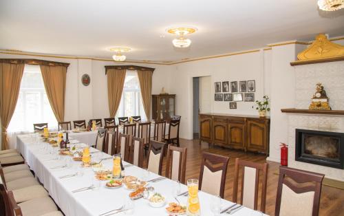 Hrana i piće, Skiemonių Dvaras (Skiemoniu Dvaras) in Alantos