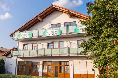Tonis Tenne in Eschbach, Deutschland