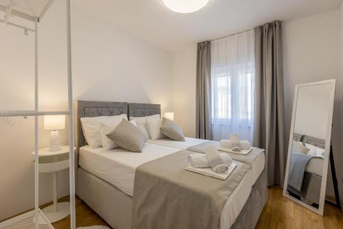 Seaview&jacuzzi 2BR apt