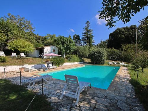 Attractive apartment in old farmhouse on the estate with pool