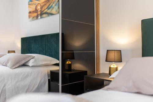 Treno, Luxurious Apartment with Jacuzzi and Sea-View, Trogir (fotografie 10)