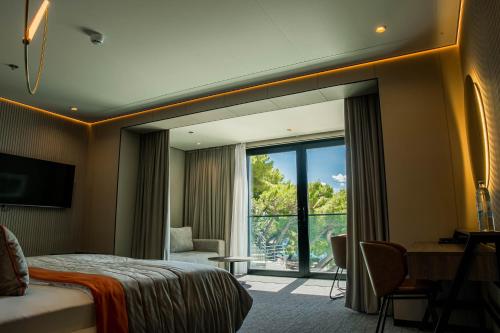 473449339 Hotel Medistone