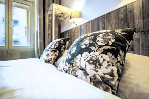Single Room image 10