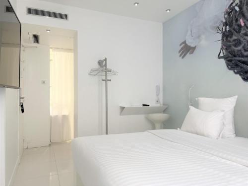 Blc Design Hotel - image 9