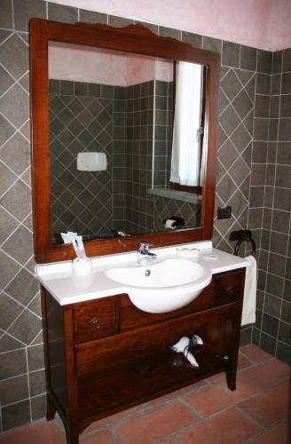 2 twin beds