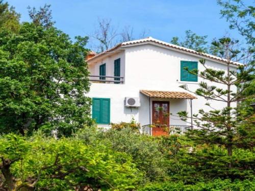 Enticing Villa in Ricadi with Shared Swimming Pool - Accommodation - Ricadi