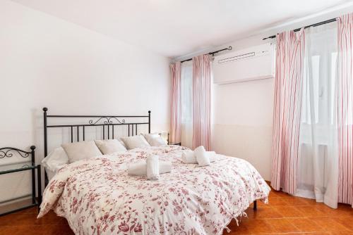 Superior One-Bedroom Apartment