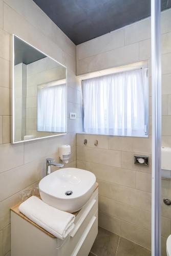 Hotel Vicko - image 13