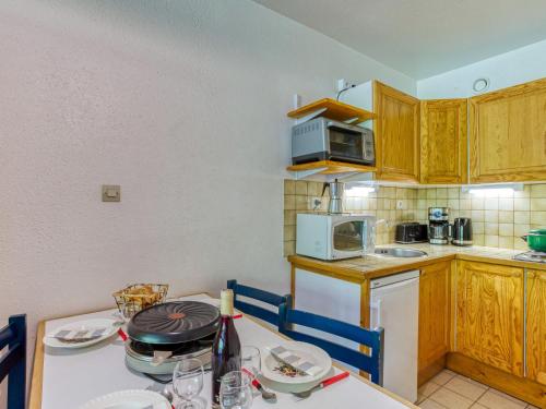 Studio Cosmos-1 by Interhome Studio Cosmos-1 by Interhome