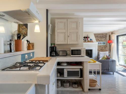 Holiday Home Entre mer et jardin by Interhome in Saint-Pierre-en-Port