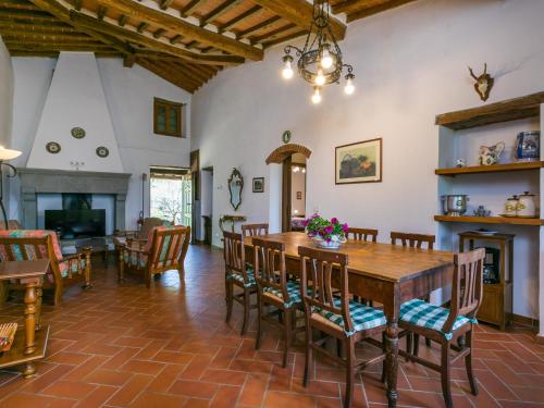 Holiday Home La Querciolaia by Interhome in Пергіне Вальдарно