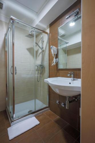 Hotel Velino - 화장실