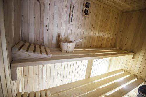 R&J's Home R&J's Home