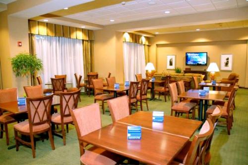 Hampton Inn Calera