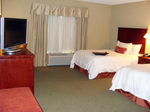 Hampton Inn Calera - image 11
