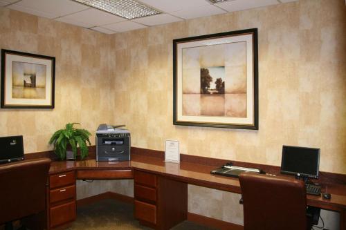 Hampton Inn & Suites Bolingbrook