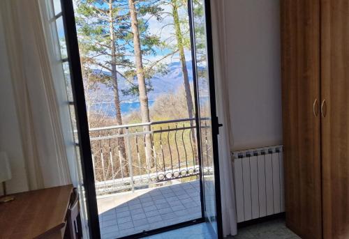 Terrazzo/balcone, Hotel Montegrino in Montegrino Valtravaglia