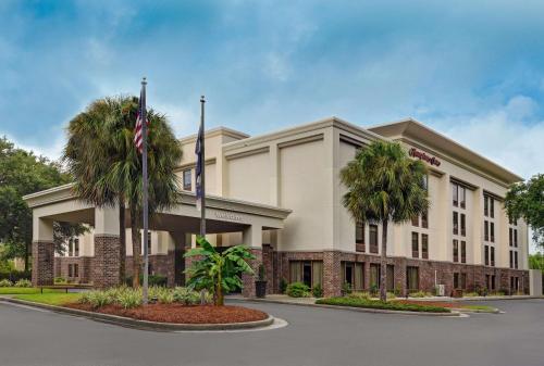 Hampton Inn Patriots Point