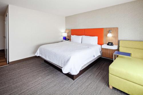 Hampton Inn & Suites Chino Hills