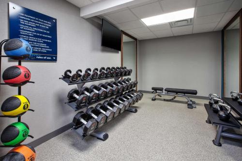 Hampton Inn Clarion - image 11
