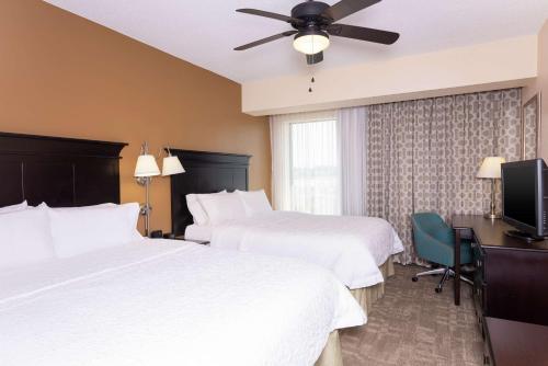 Hampton Inn By Hilton And Suites Cleveland-Airport/Middleburg Heights