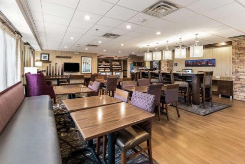 Hampton Inn Columbus-I-70 E/Hamilton Rd - 식음료(F&B)