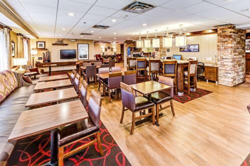 Hampton Inn Columbus-I-70 E/Hamilton Rd - 레스토랑