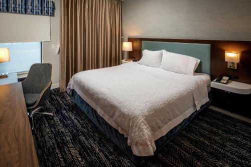 Hampton Inn By Hilton Long Island/Commack