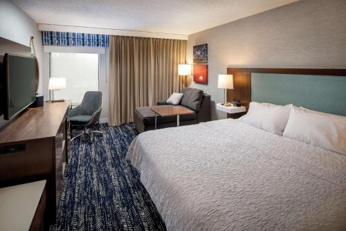 Hampton Inn Long Island/Commack - image 11