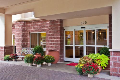 Hampton Inn Clifton Park - image 2