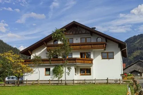 Ferienwohnung Hinterholzer in Bichlbach, Österreich