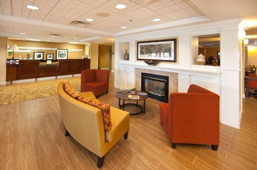 Hampton Inn Columbus-North