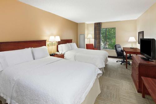 Hampton Inn Columbus-North