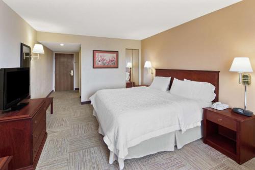 Hampton Inn Columbus-North