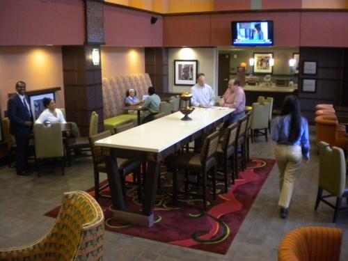 Hampton Inn & Suites Cincinnati / Uptown - University Area