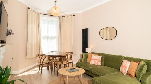 Lamington Apartments Hammersmith - image 3