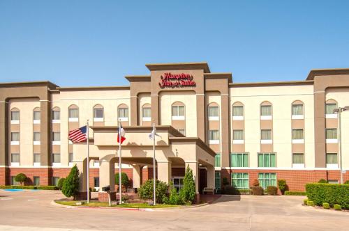 Hampton Inn and Suites Waxahachie