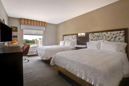 Hampton Inn and Suites Dallas DeSoto in Десото