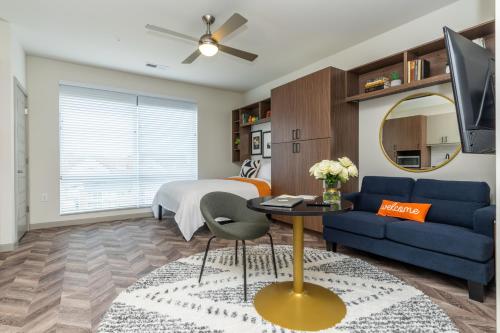 Yugo Guest Suites in Urbana, USA