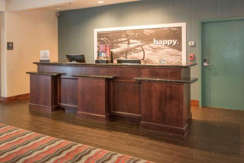 Hampton Inn & Suites Dayton-Airport