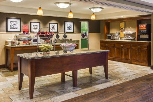 Hampton Inn By Hilton Dubuque