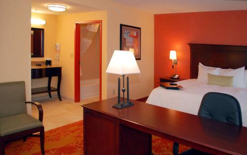 Hampton Inn & Suites Denver/Highlands Ranch - image 13