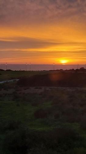 Appartement avec piscines, vue sur mer et accès à la plage à Achakar Hill, Tanger.