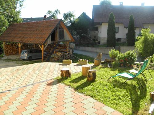 Tubej turist farm - wooden hayloft - Hotel - Bohinjska Bistrica