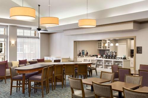 Homewood Suites By Hilton Fargo, Nd